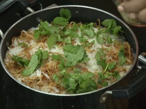 Dum Biryani Rice Layering